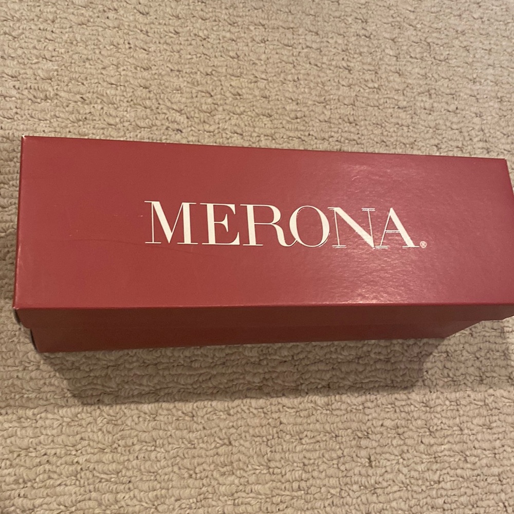 Merona pewter sandals - style ESMA